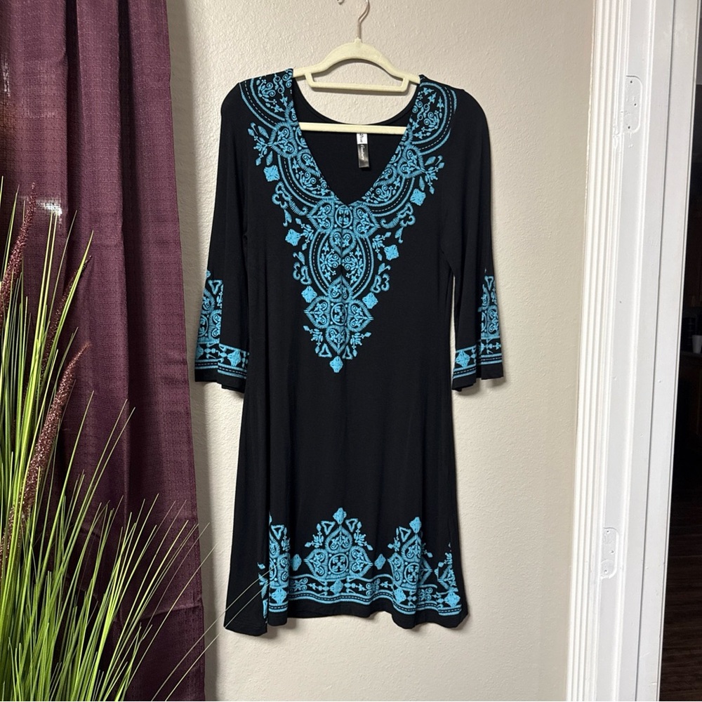 #778 2tee Couture Embroidered Bohemian Dress Size small